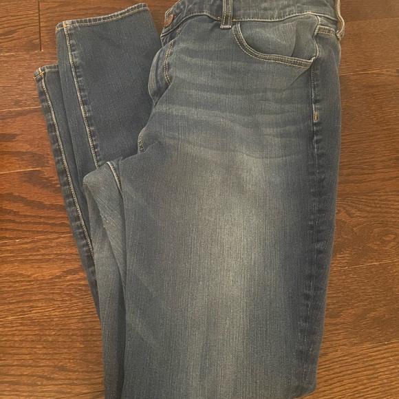 American Eagle Outfitters High Rise Jeans - Size 16 - Long Length - Picture 1 of 6